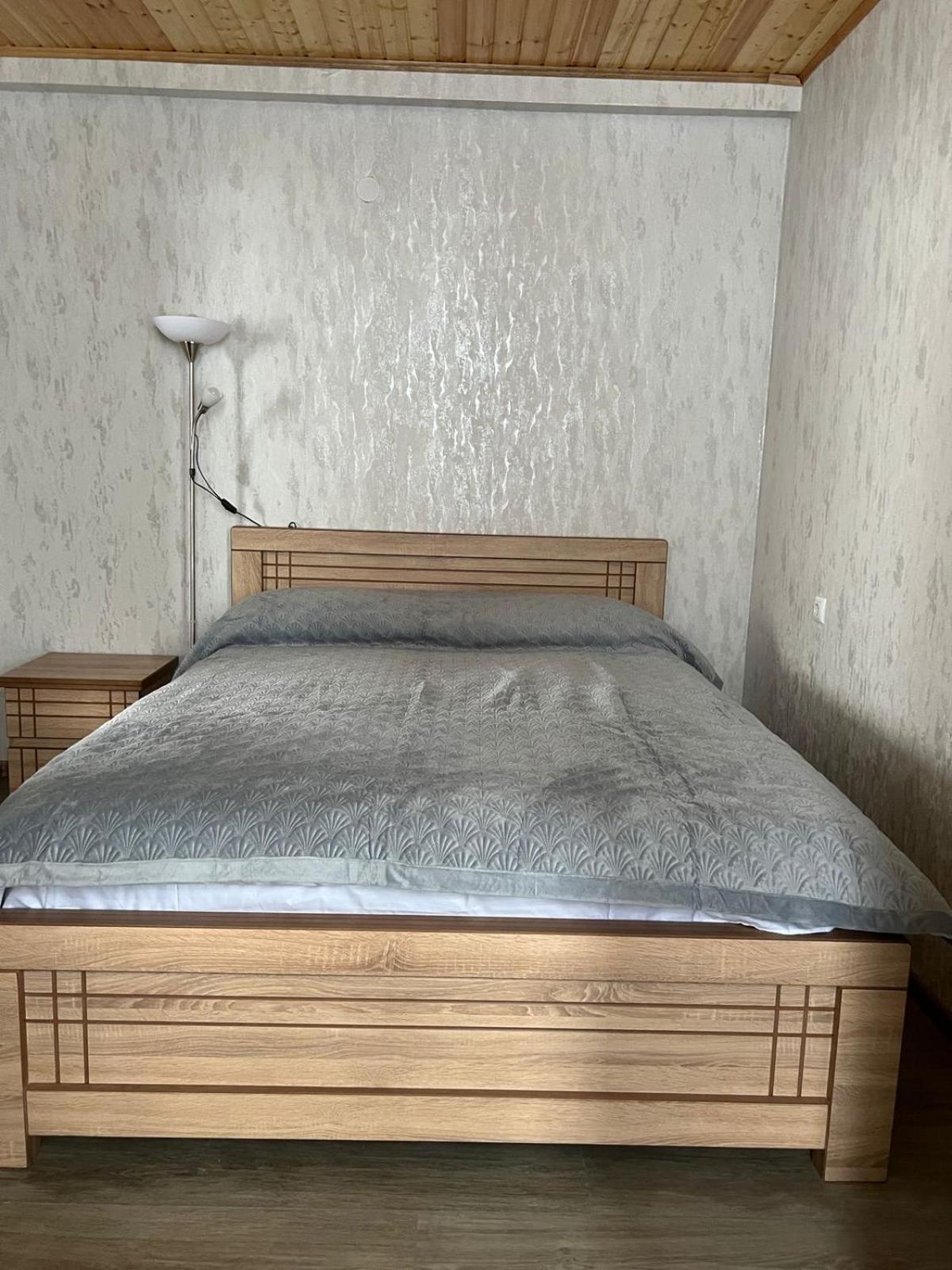 Mestiakhedi Buitenkant foto